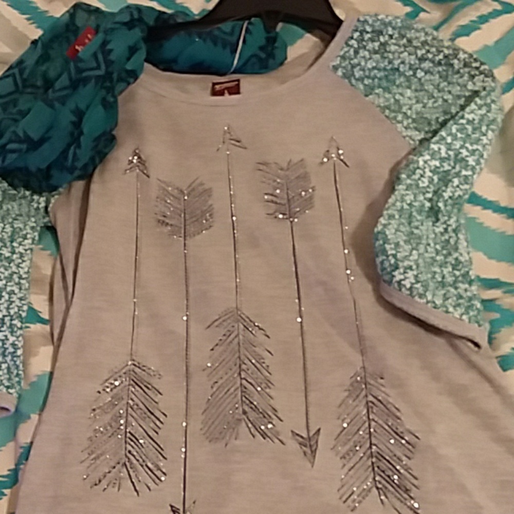 Shirt. Girls
